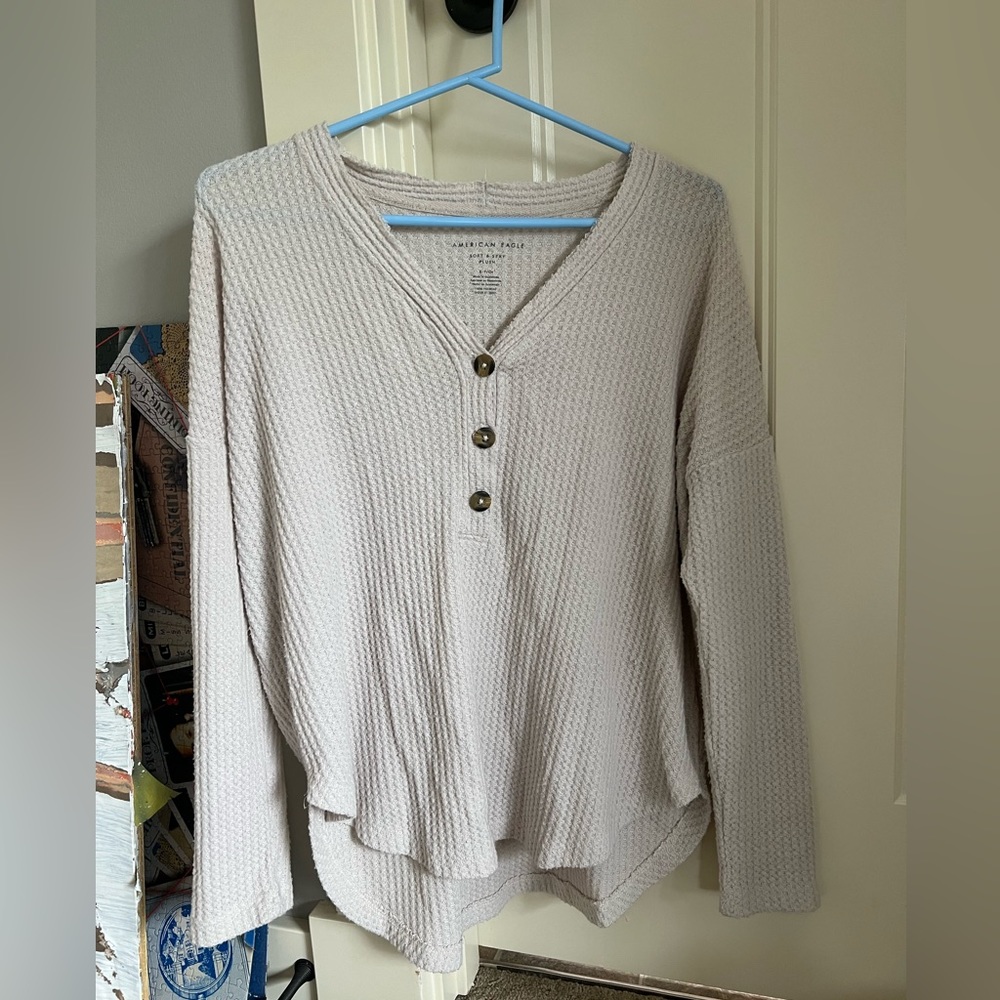 American Eagle women’s size small plush sweater.